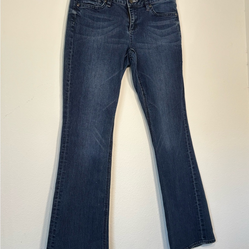 New York & Company Boot Cut Straight Classic Blue Curvy Flare Jeans sz 6 - Picture 4 of 11
